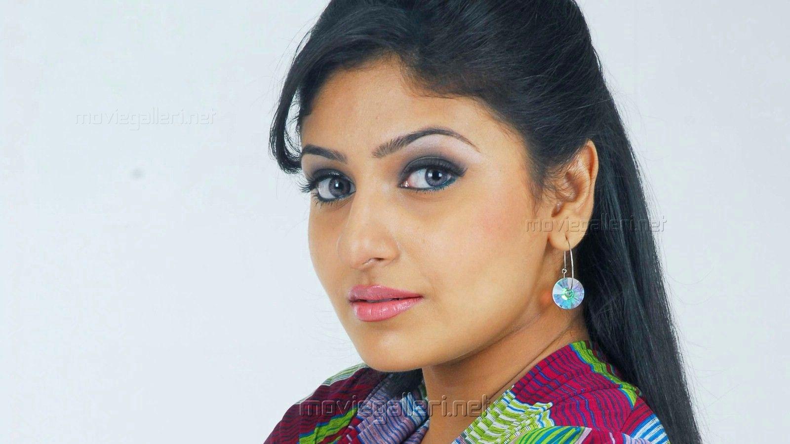 1600x900 Hd Wallpaper Tamil Actress, HD Wallpaper & background