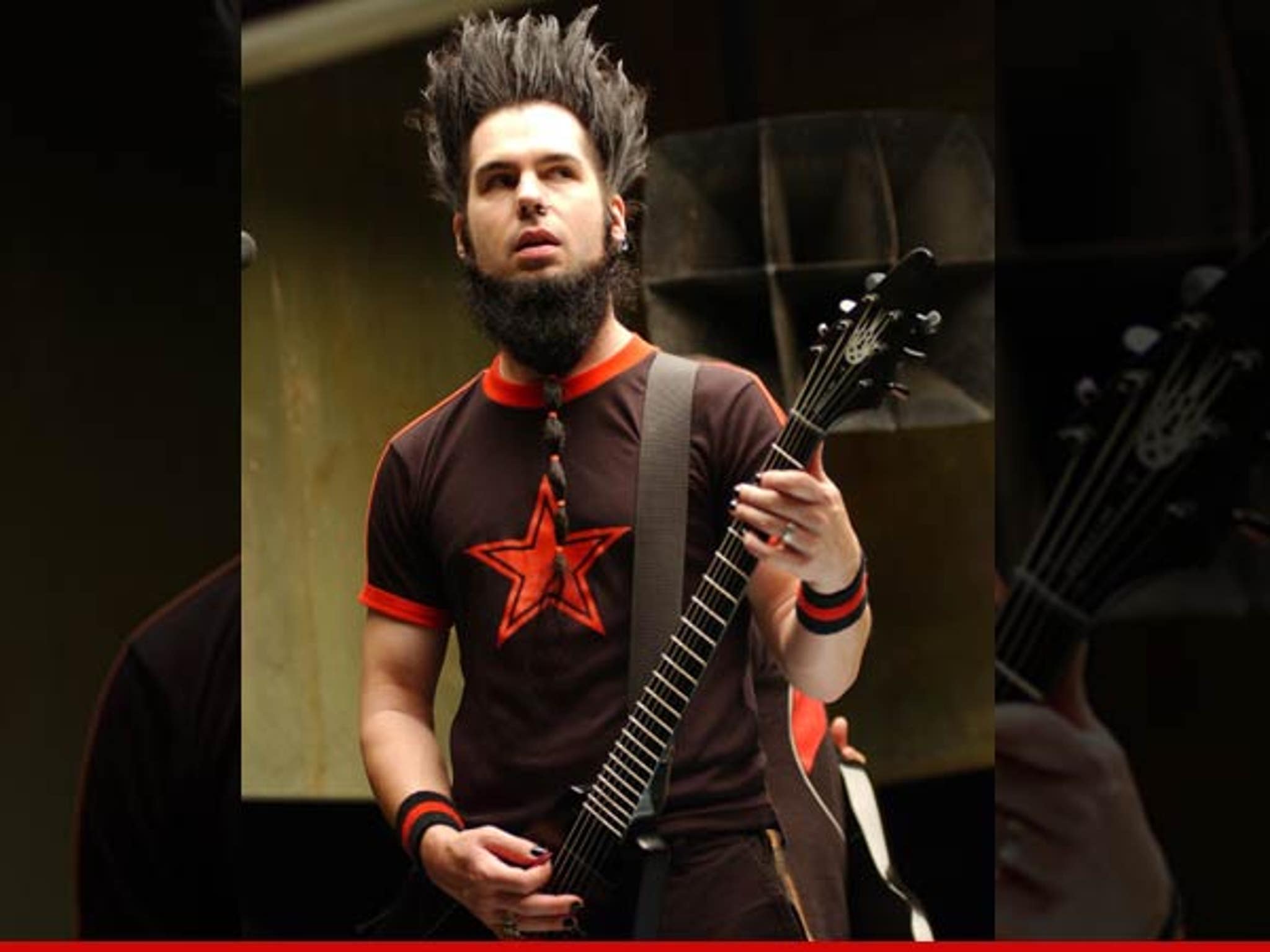 2048x1536 Static X Singer Dead - Wayne Static Dies
