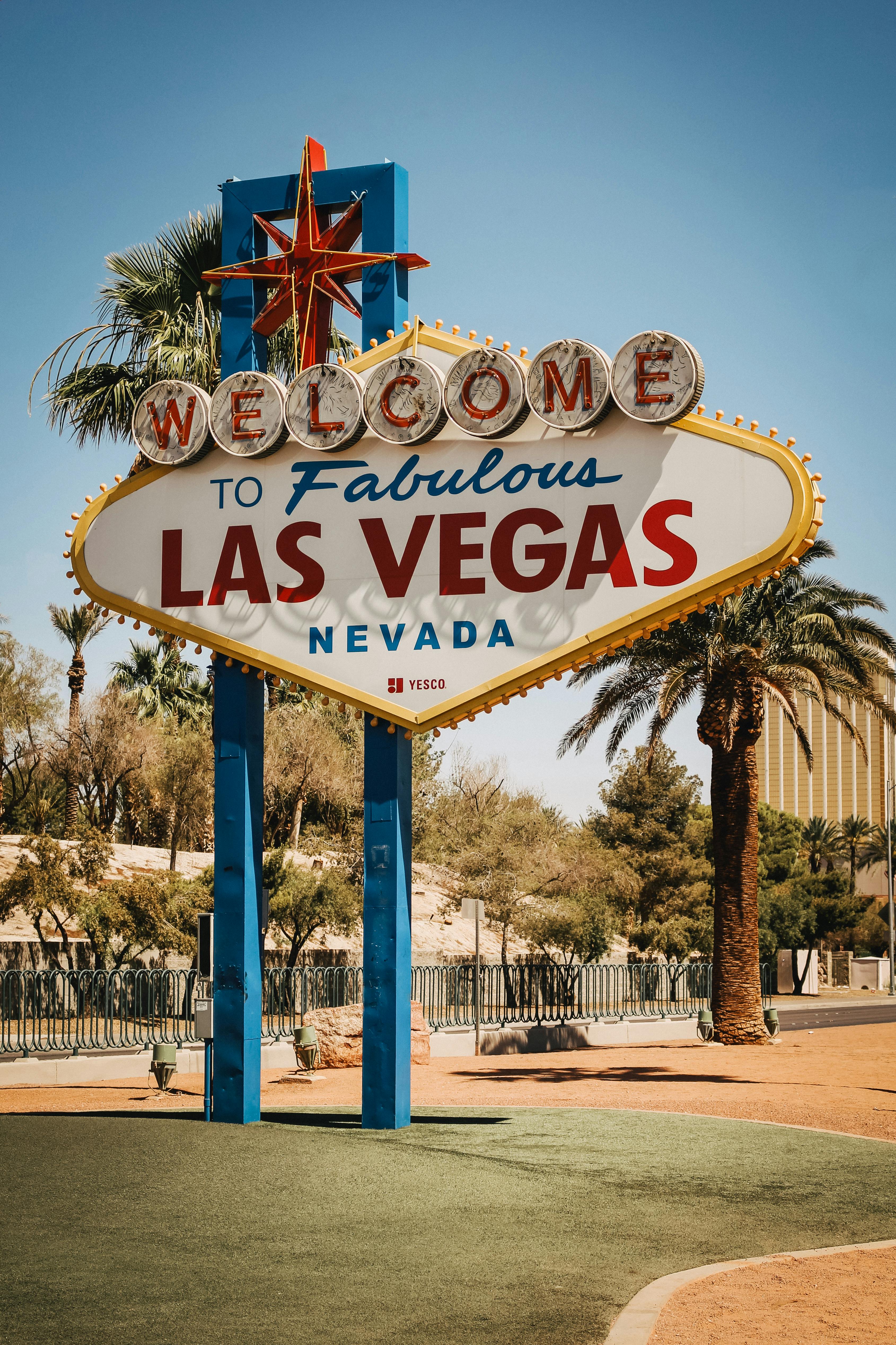3380x5071 Las Vegas Sign Photo, Download The BEST Free Las Vegas Sign & HD Image