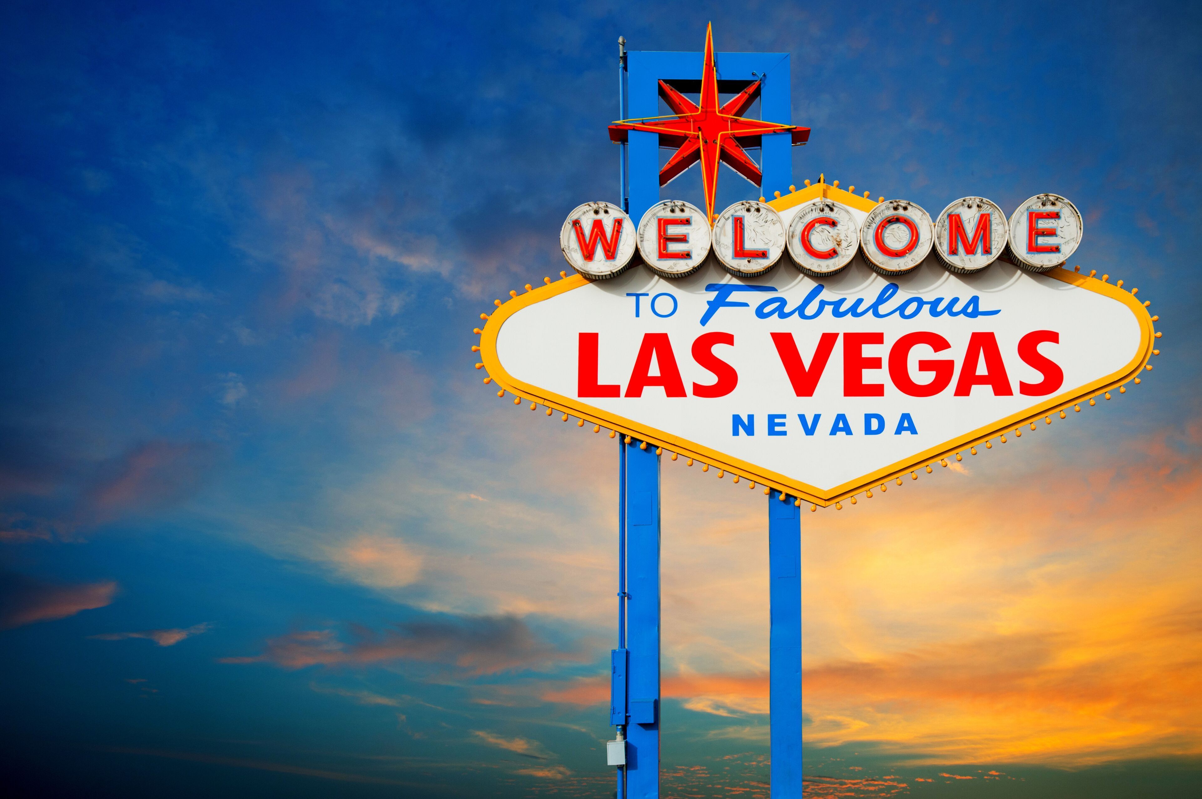 3840x2555 Welcome to Fabulous Las Vegas Sign Tours