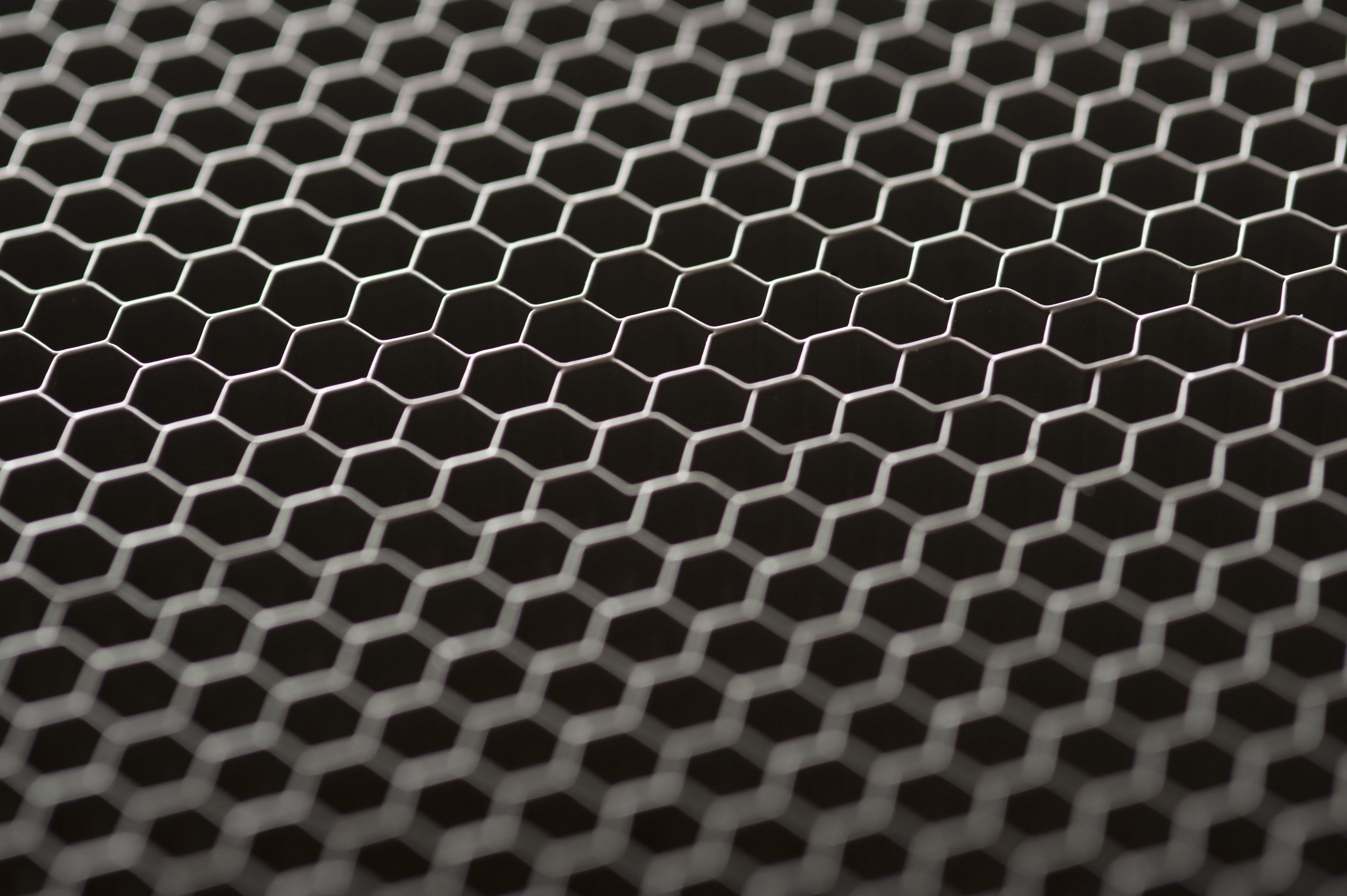 3500x2329 Chicken wire mesh background texture. Free background and textures