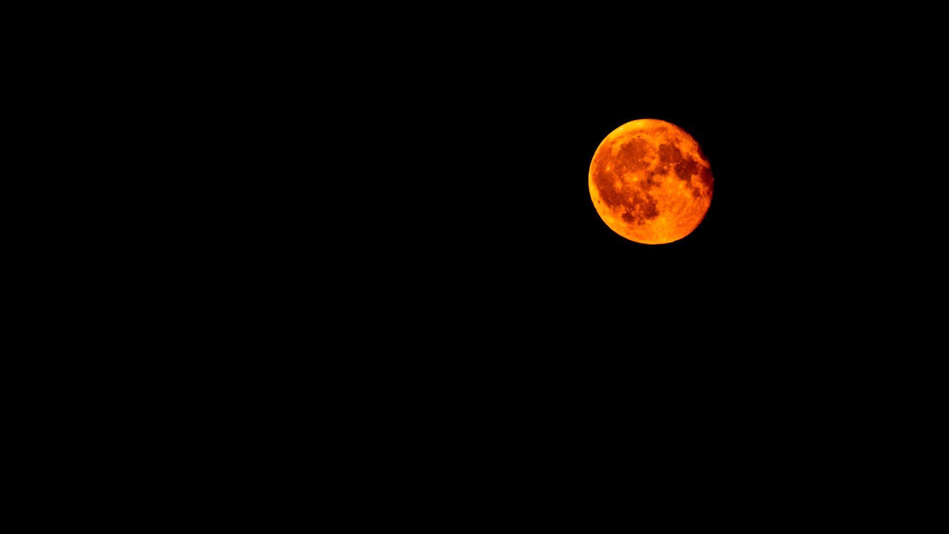 1920x1080 Red Full Moon with Black Background Wallpaper
