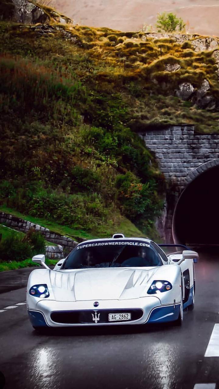720x1280 Maserati MC12 Wallpaper