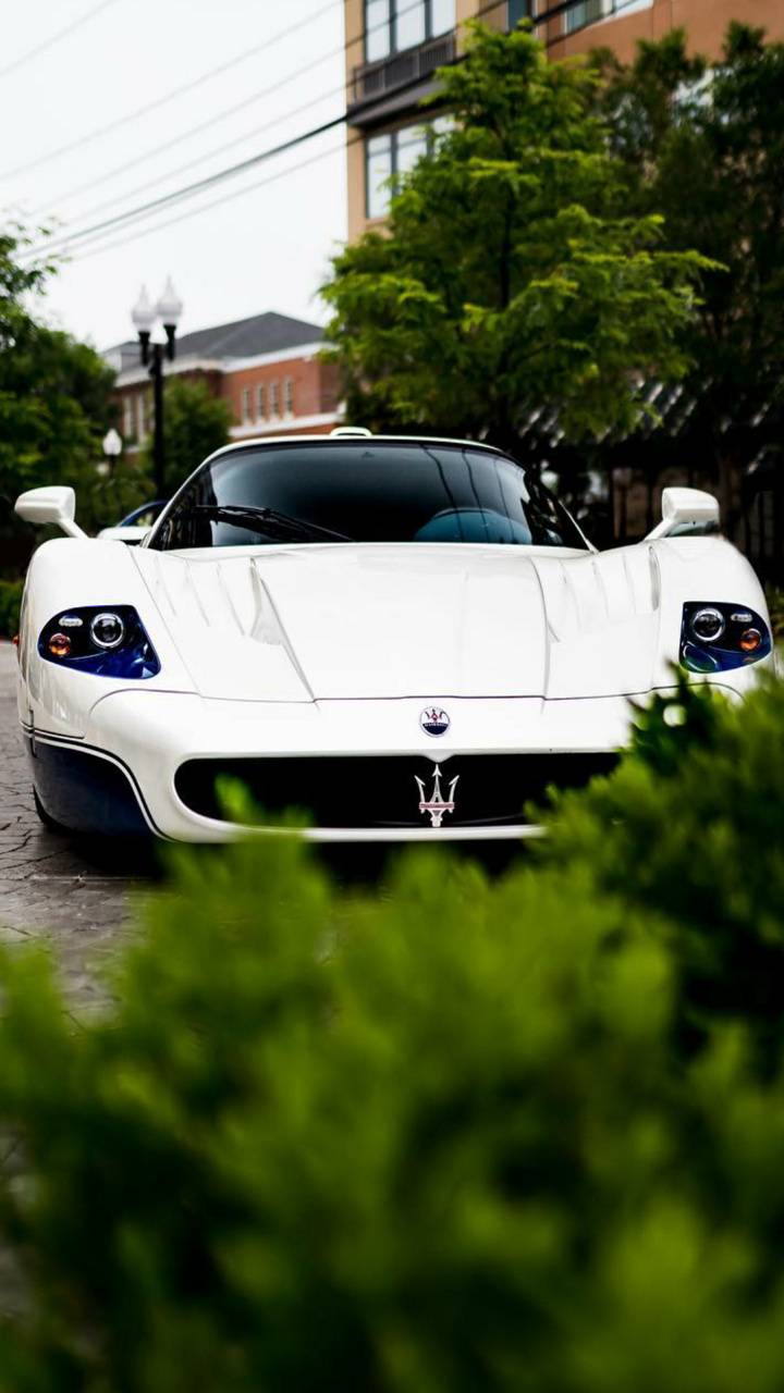720x1280 Maserati MC12 wallpaper