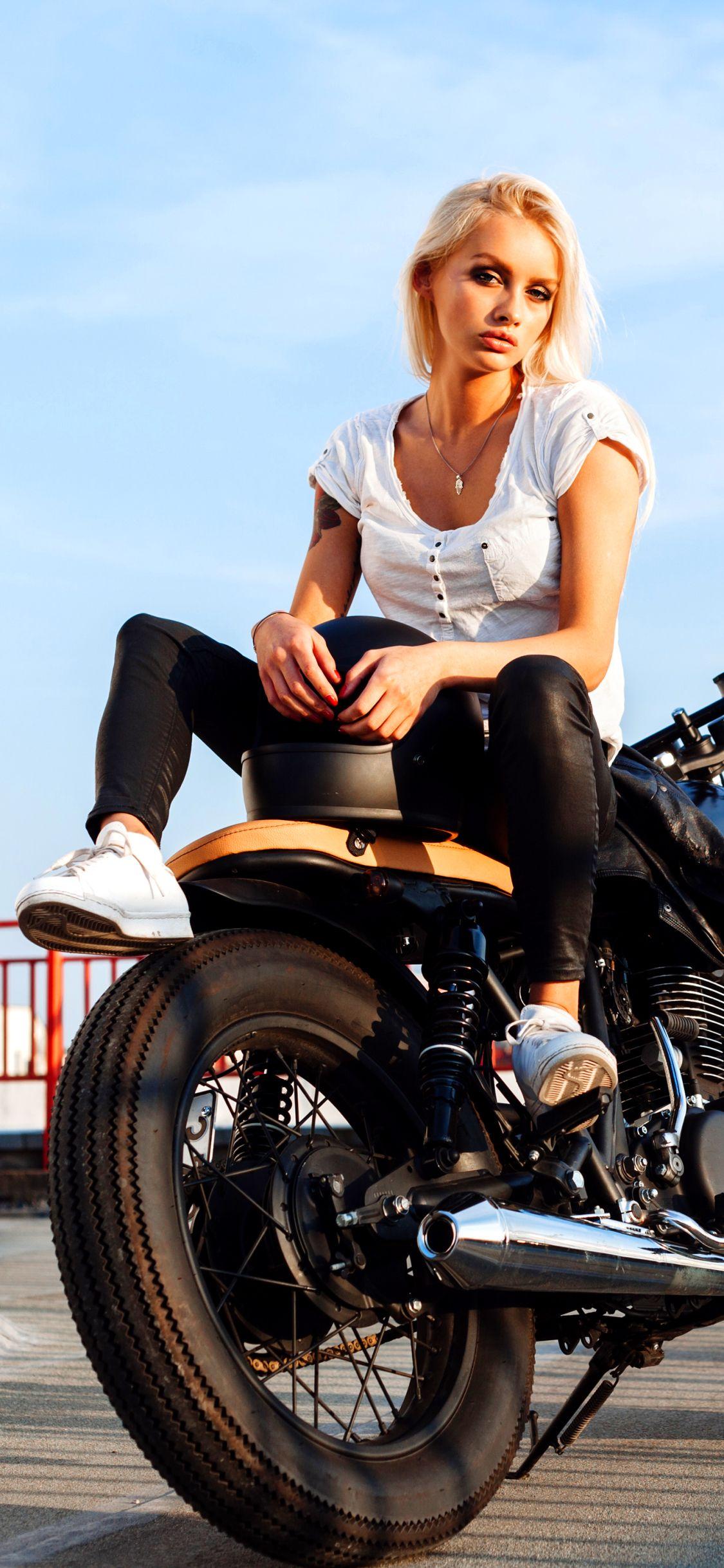 1125x2436 Women Girls & Motorcycles (1125x2436) Wallpaper