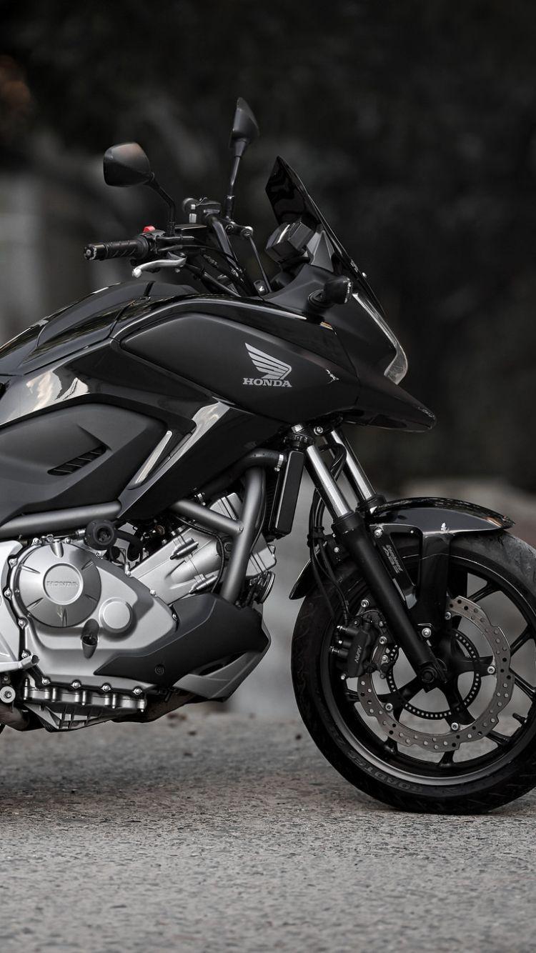750x1334 Vehicles Honda NC700 (750x1334) Wallpaper