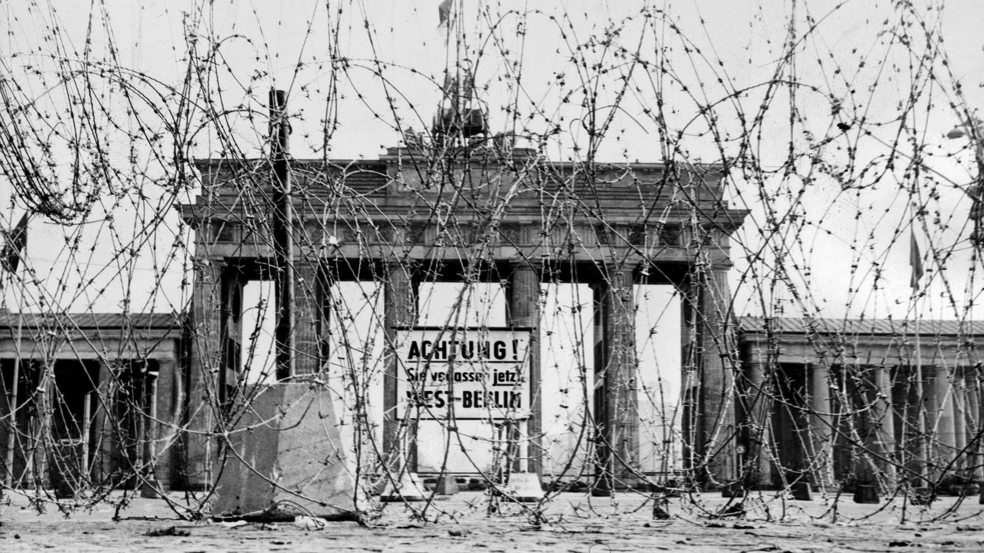 1920x1080 Was it possible to escape East Germany?