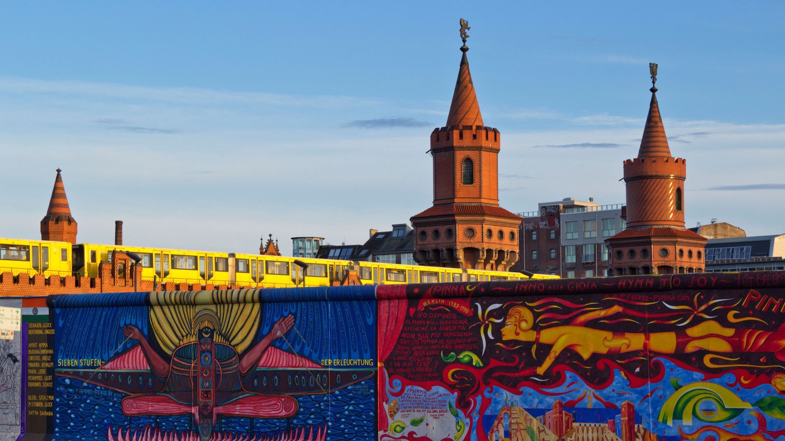 2560x1440 East Side Gallery