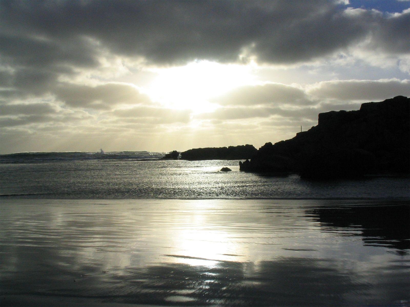 1600x1200 Dark Beach wallpaper. Dark Beach