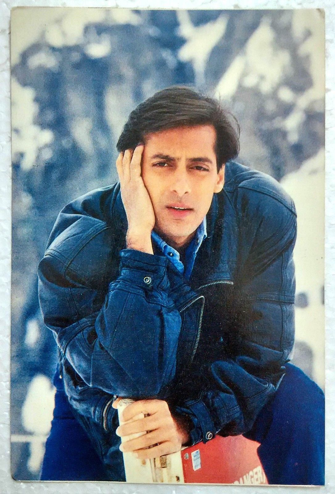 1086x1600 Discover 10 Photo and salman khan old pics ideas. ajay devgan HD wallpaper, ajay devgan 90s, dilwale ajay devgan and more
