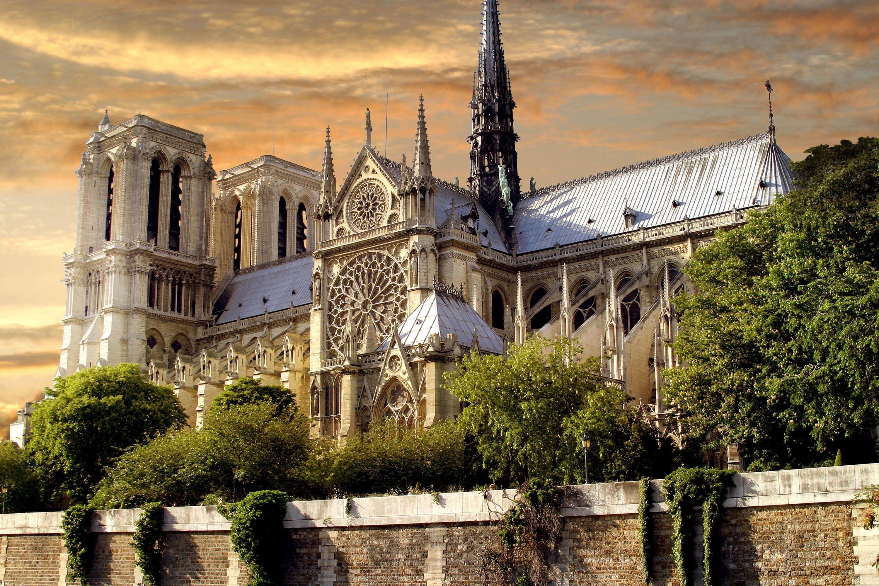 3000x2000 Notre Dame Wallpaper
