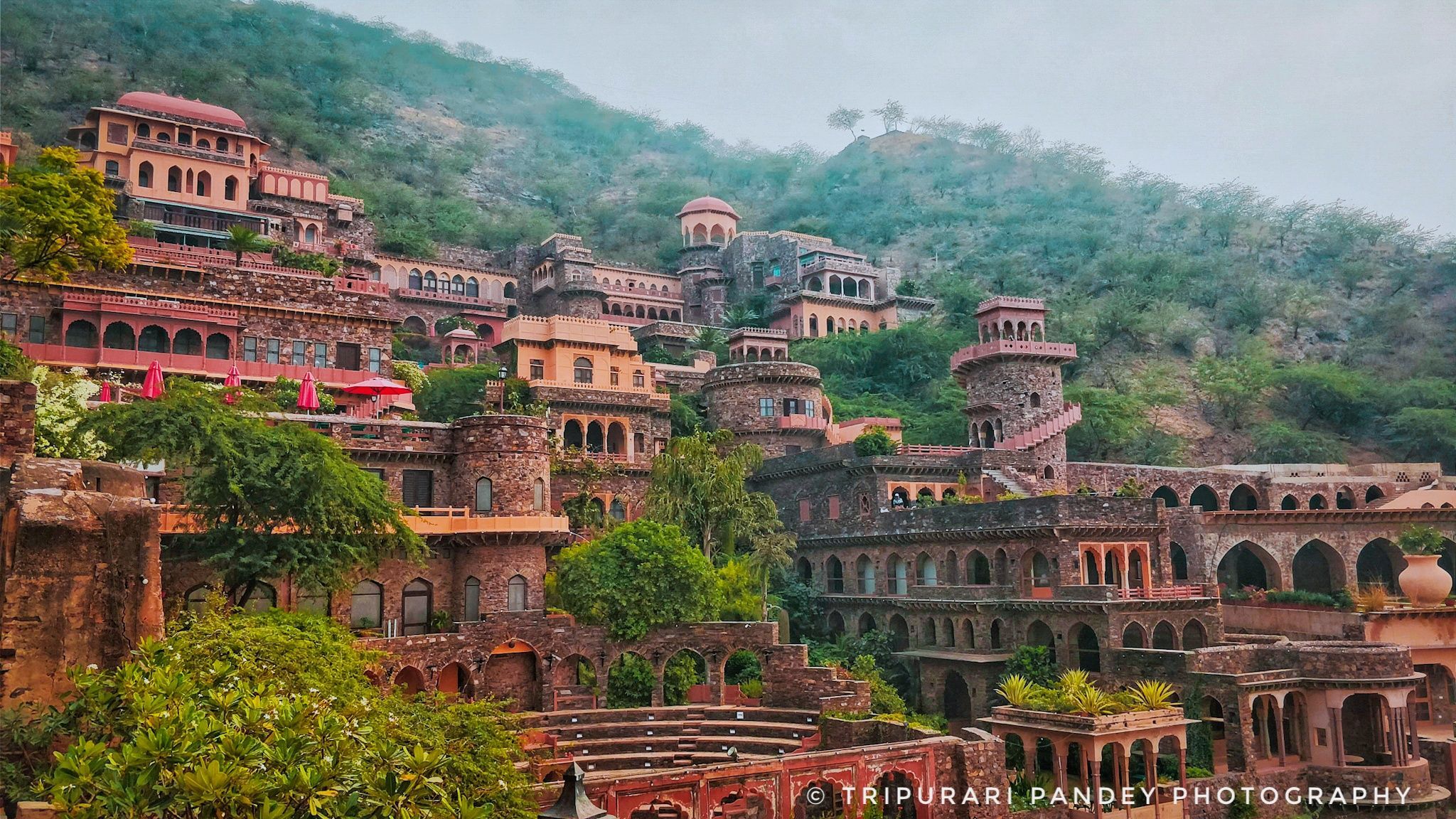 2048x1152 Neemrana Fort, Alwar