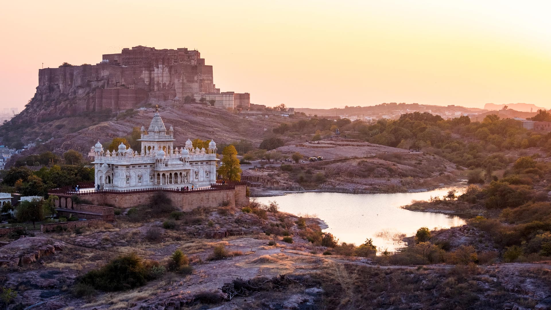 1920x1080 Bing image: Jaswant Thada and Mehrangarh Fort, Jodhpur, Rajasthan Wallpaper Gallery