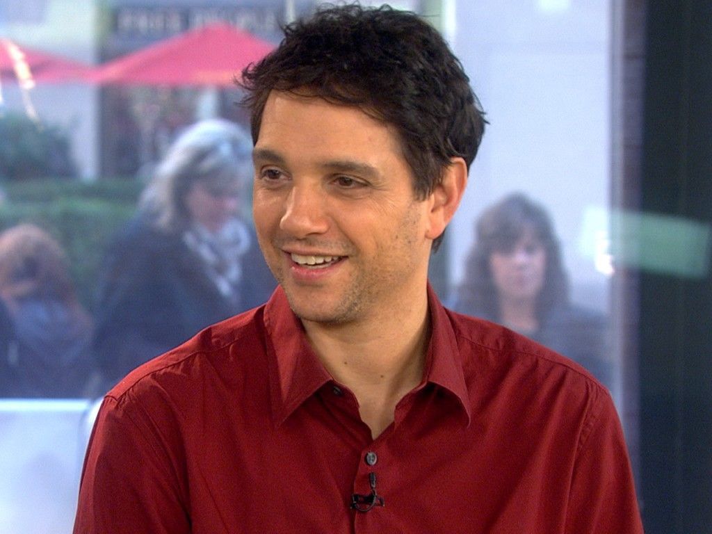 1024x768 Yes, Ralph Macchio is really 51 years old
