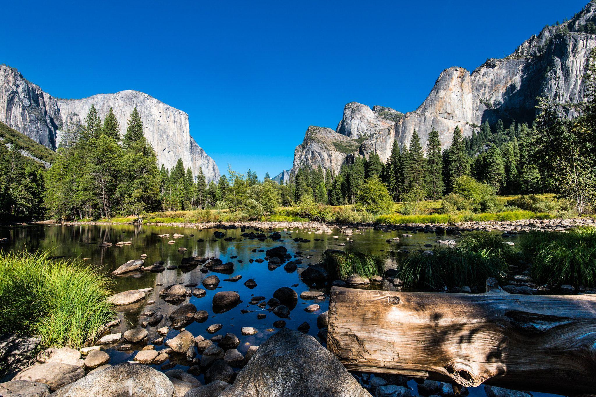 2048x1367 Summer In Yosemite National Park In California's Sierra Nevada Mountains United States Of America 4k Ultra HD Wallpaper For Deskx2400 :