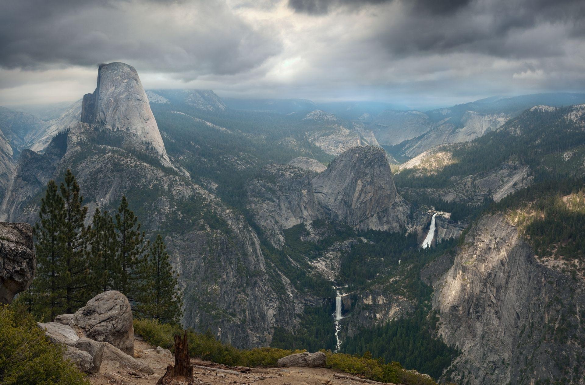 1920x1265 Yosemite National Park Winter Scenery Wallpaper