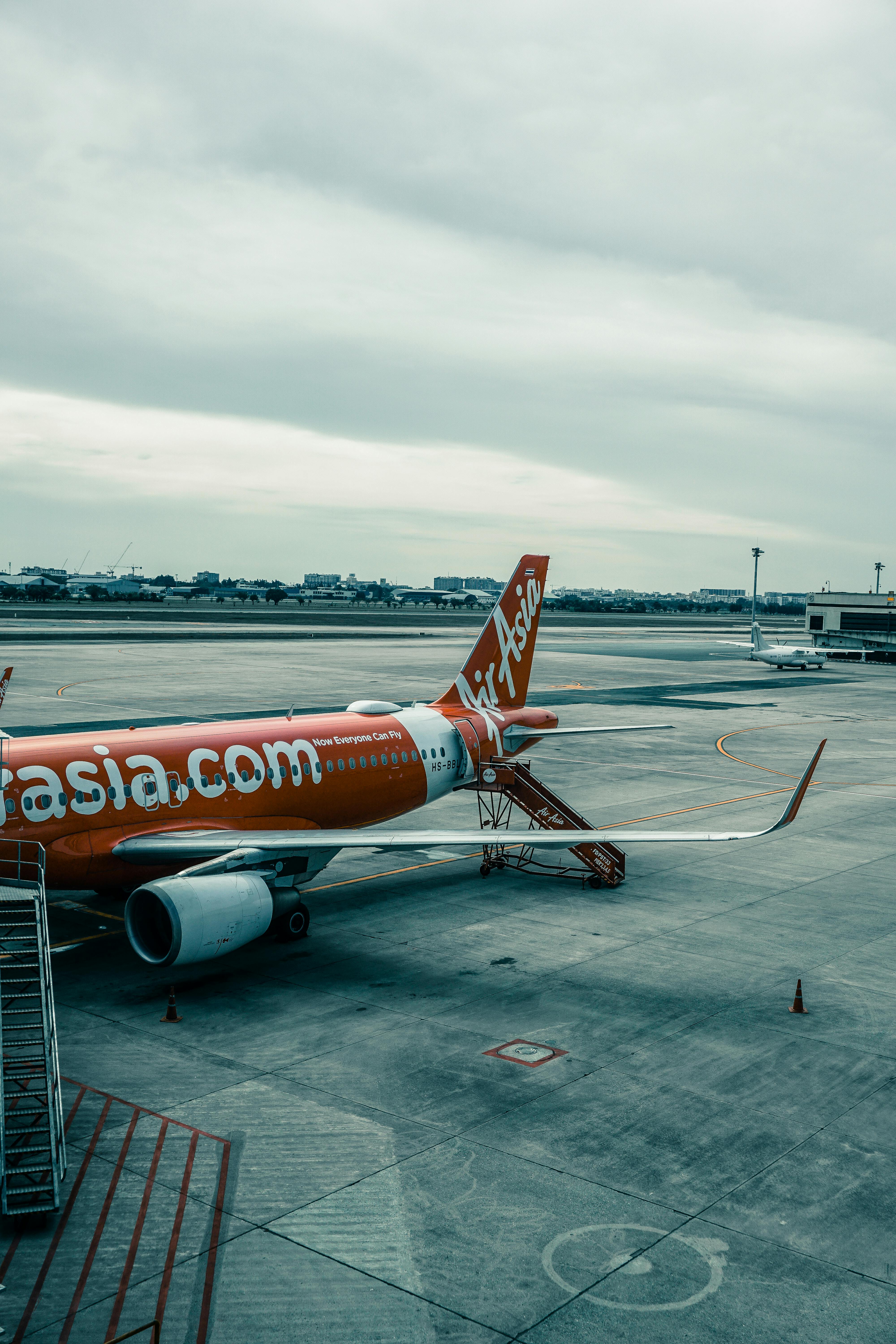 4000x6000 Airasia to resume flights to kuala lumpur · Free