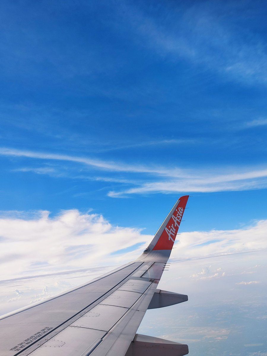 900x1200 Can #Xiaomi make it as wallpaper in xiaomi theme? #redminote10pro #Xiaomi #FLIGHT #sky #cloud #airasia