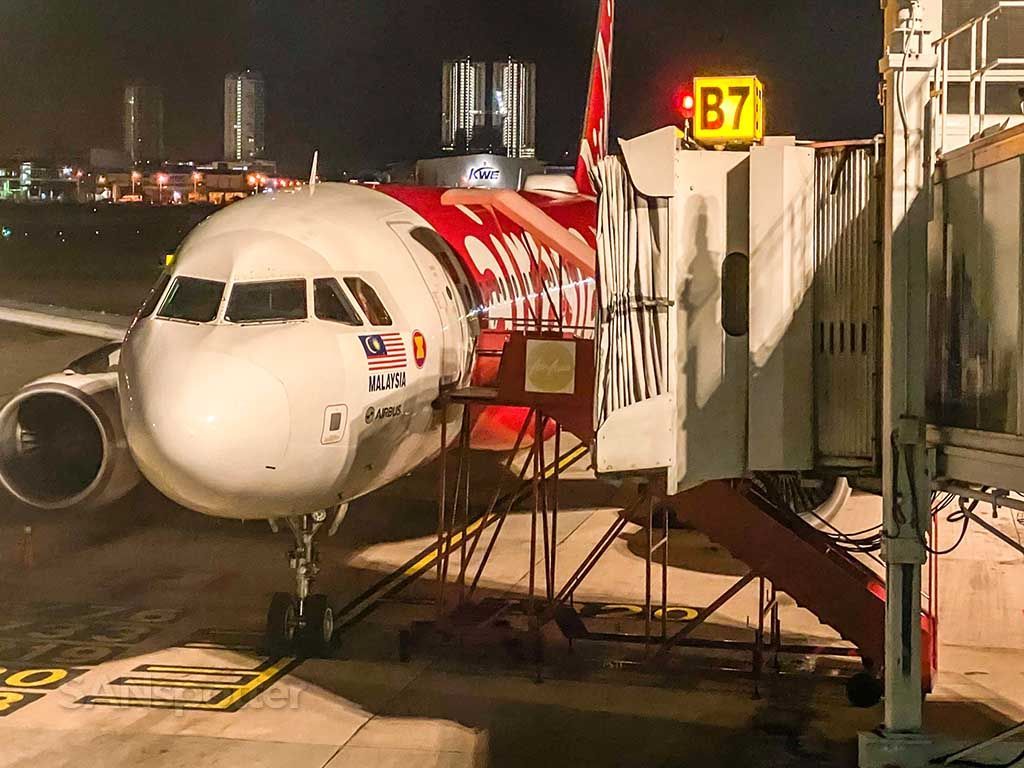1024x768 AirAsia A320 Hot Seat review: the best food I've *ever* eaten on an airplane
