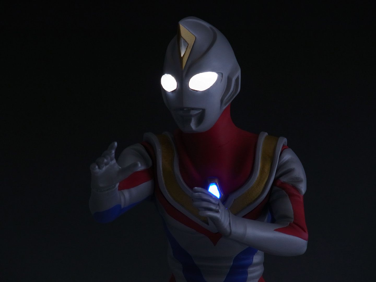 1440x1080 X Plus May 2013 Update: Painted Ultraman Dyna