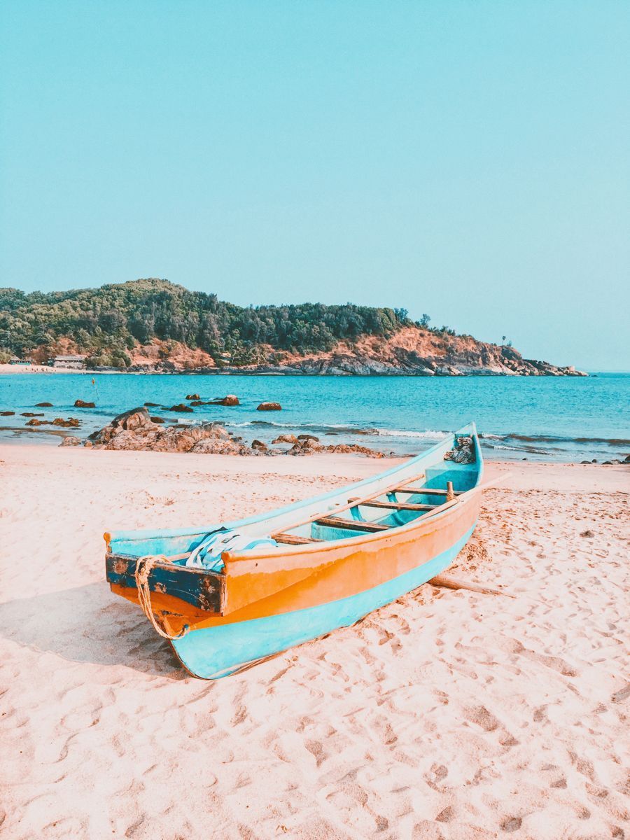 900x1200 Gokarna Wallpaper