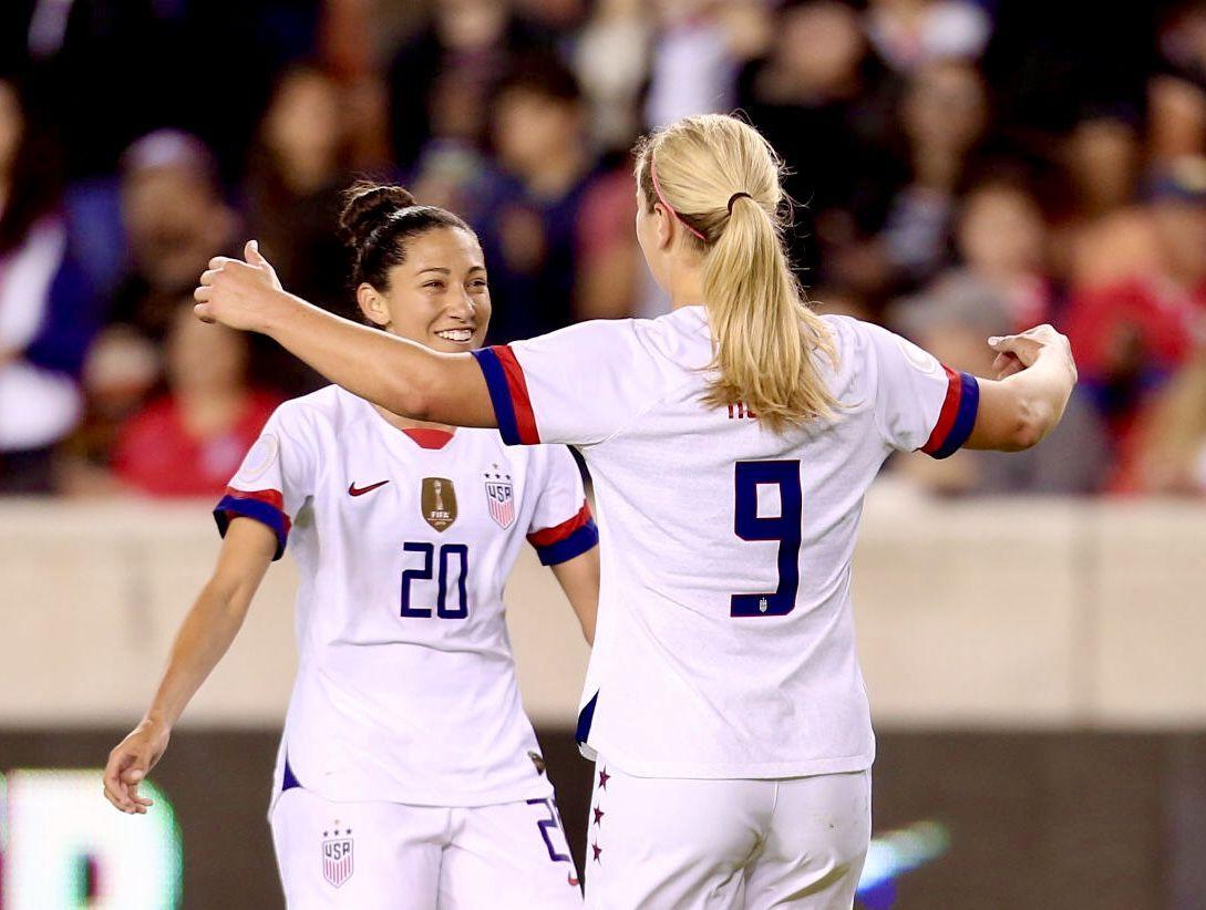 1089x822 Christen Press and Lindsey Horan celebrate after Horan