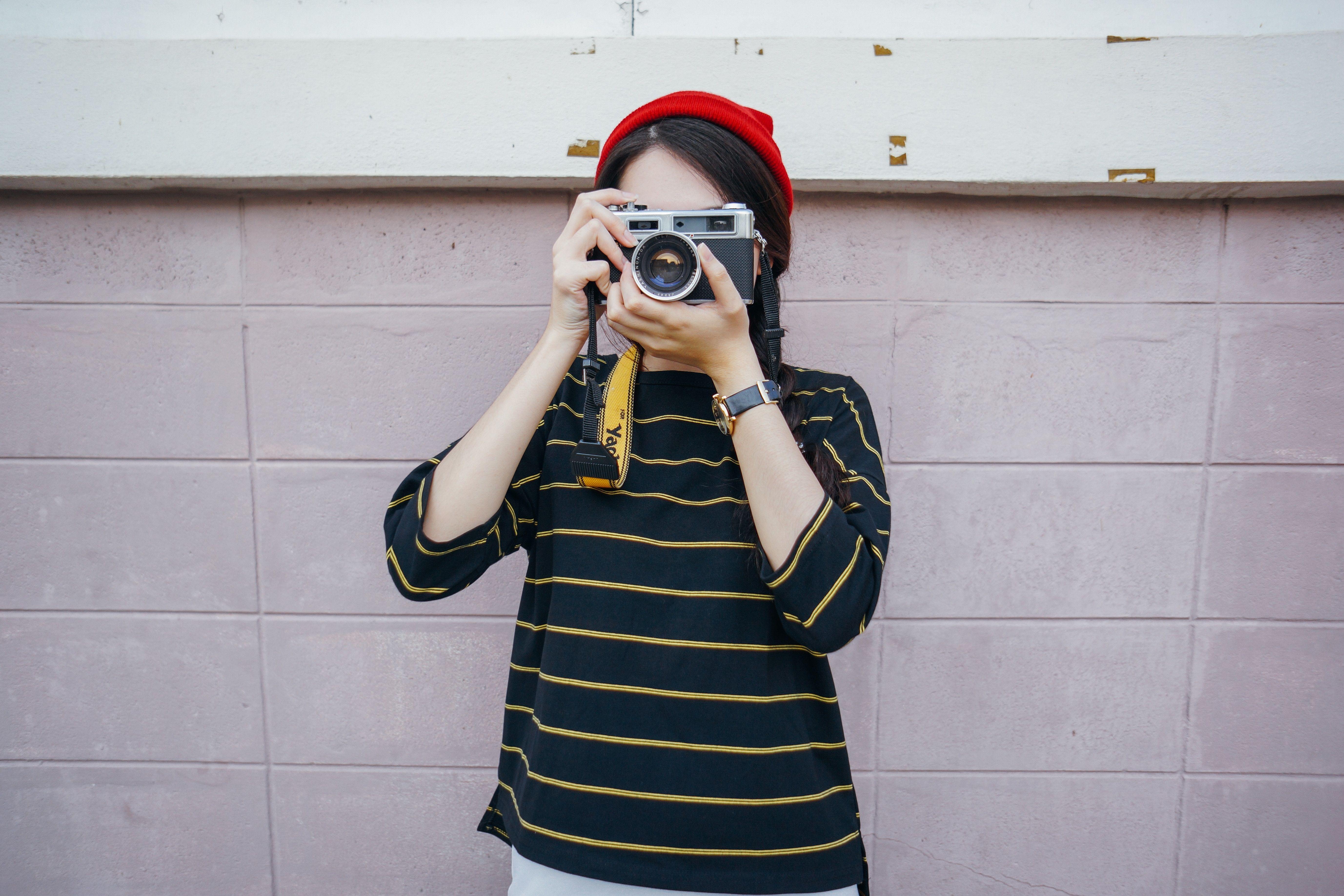 5509x3673 5509x3673 #ootd, #strap, #tone, #female, #lady, #wall