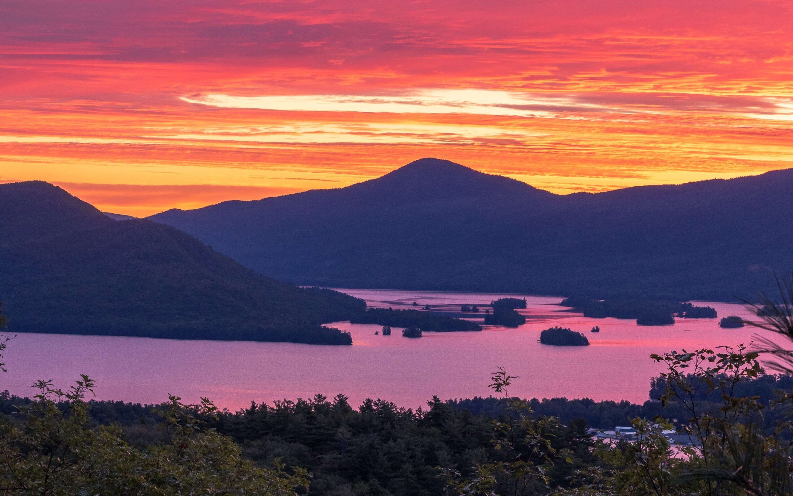 2560x1600 Best Views & Hikes in and Near Lake George