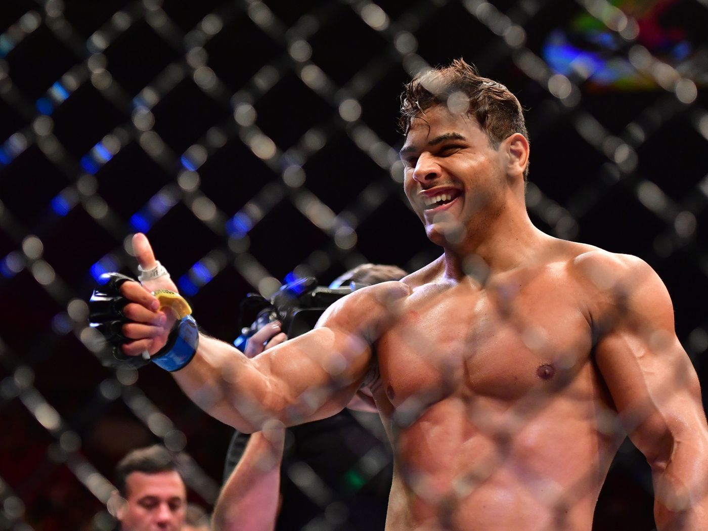 1400x1050 I'd like to get a similar physique to Paulo Costa. What workouts should I focus on?