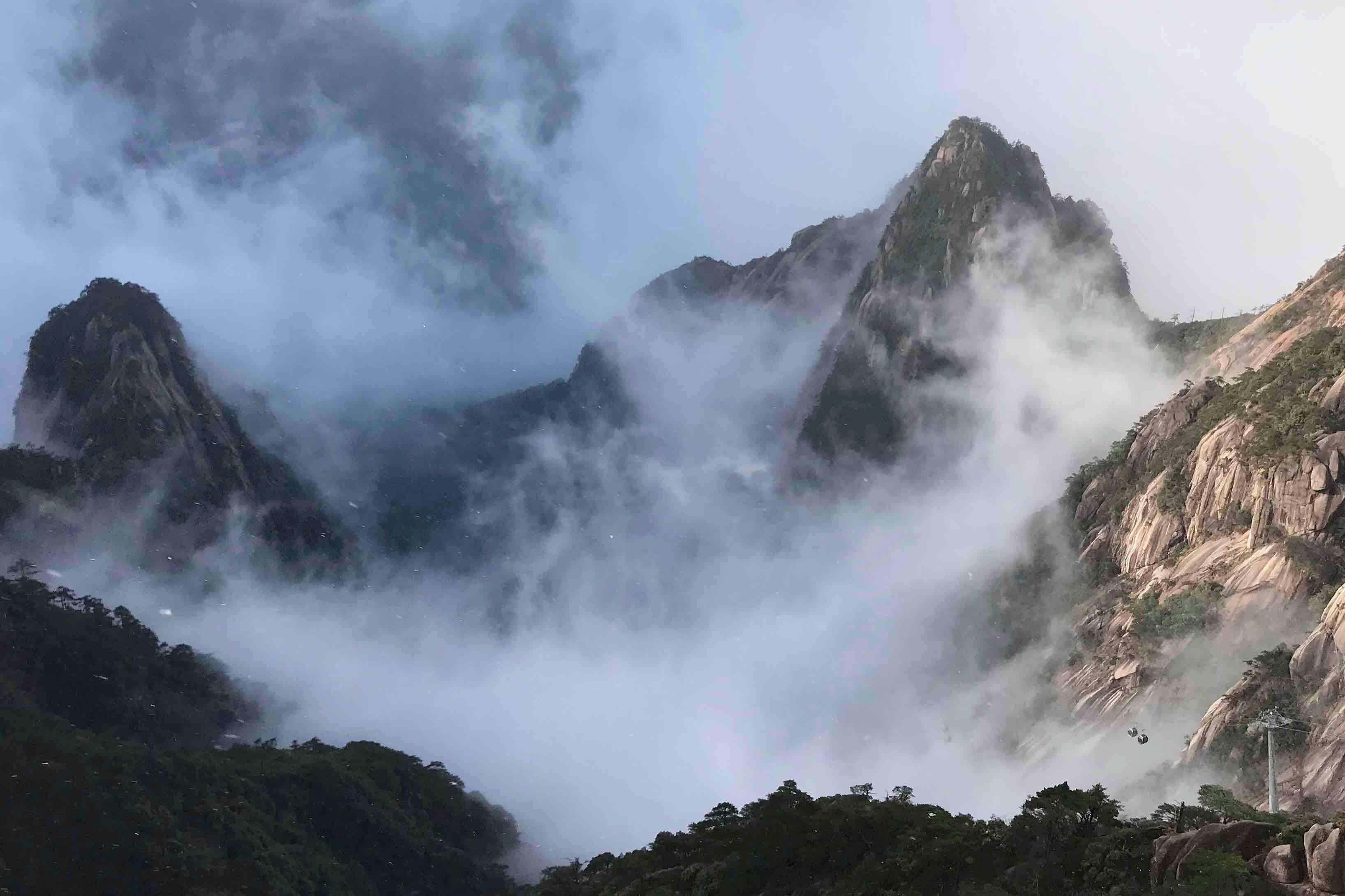 3272x2180 Huangshan Mountains Tours