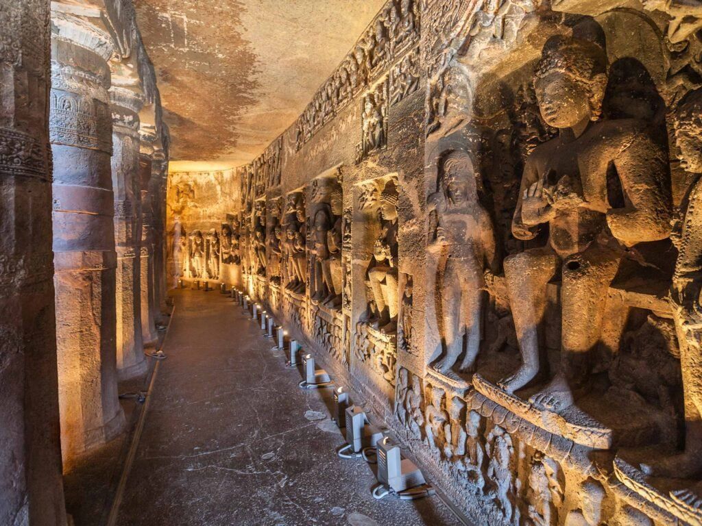 1024x768 Ajanta and Ellora Caves Epitome of Beauty