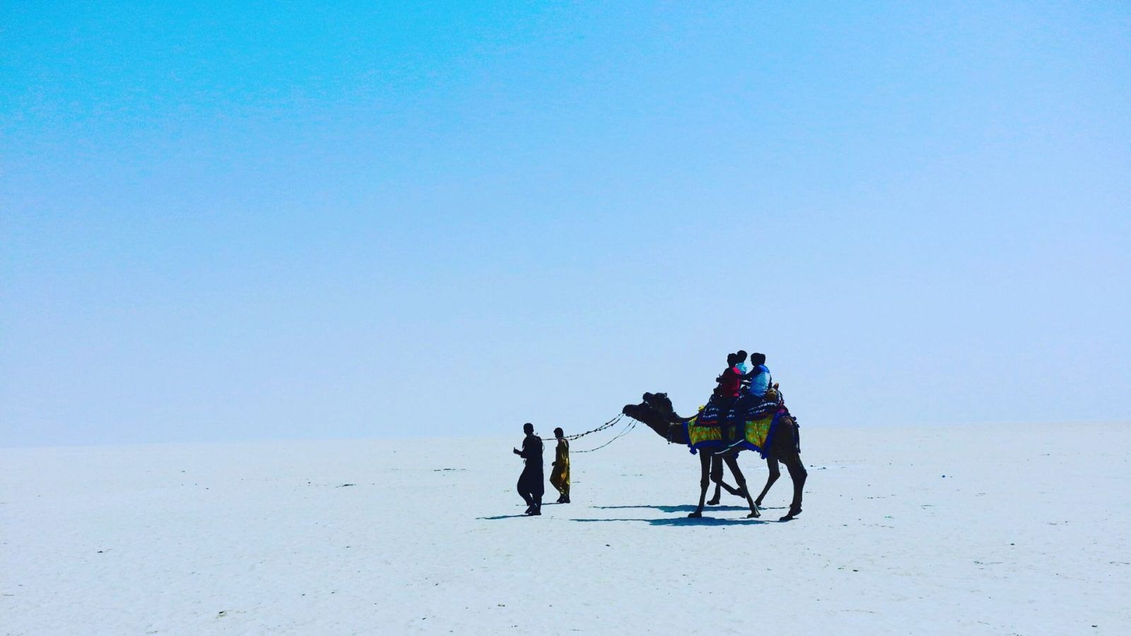 1600x900 Ekal Ka Rann: Uncover The Magic Of A Hidden White Desert In Kutch