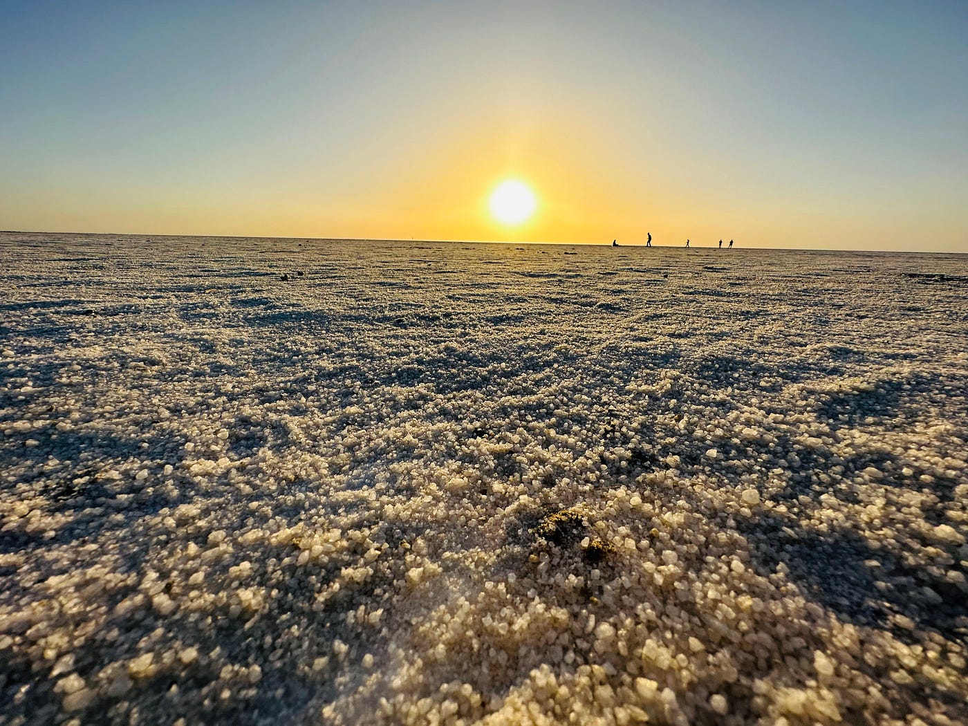 1400x1050 A Journey into India's Vibrant White Desert: Great Rann of Kutch