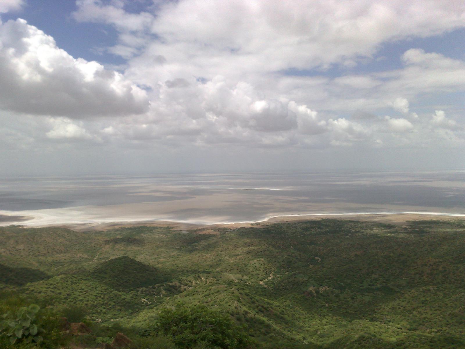 1600x1200 Rann of Kutch Seasonal Salt Marsh