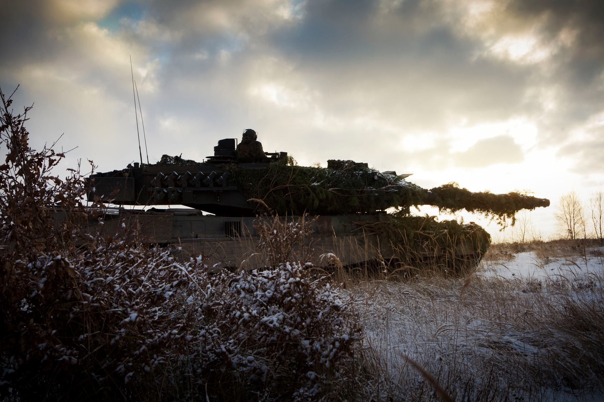 2048x1365 Tanque leopard 2a7