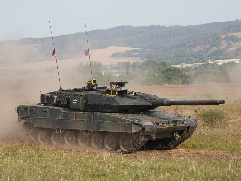 1024x768 Leopard 2