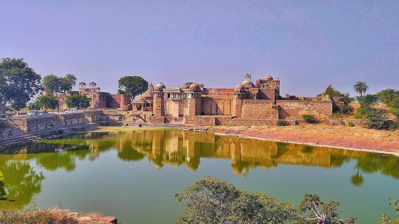 1280x720 Chittorgarh Majestic Fortresses and Enduring History