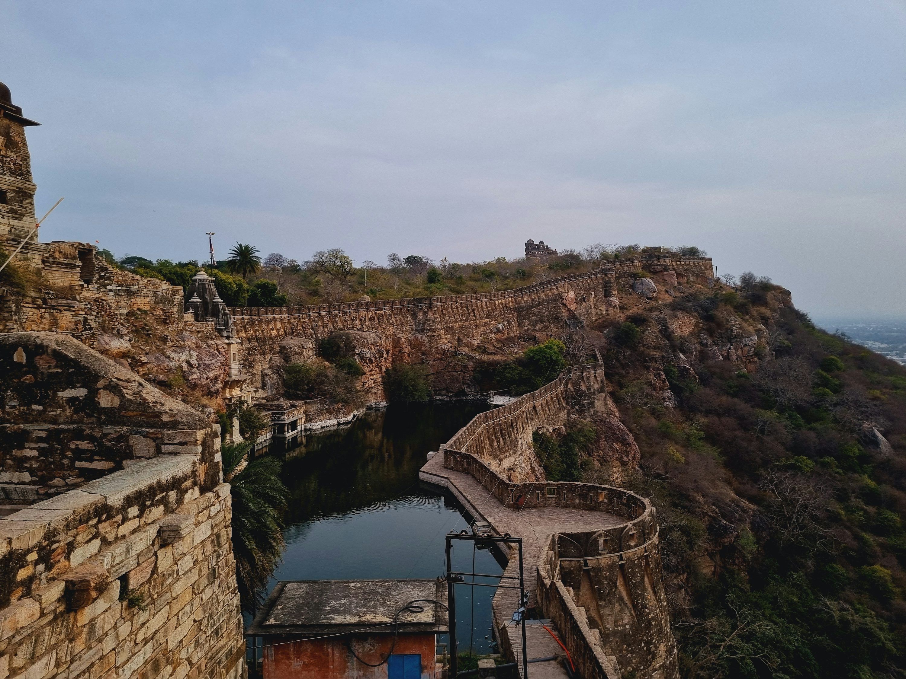 3000x2250 Chittorgarh Fort Picture. Download Free Image