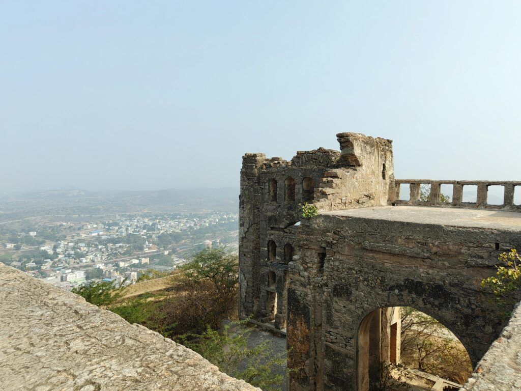 1024x768 Chittorgarh Fort: 9 Powerful Reasons It's a Legendary Tourist Destination