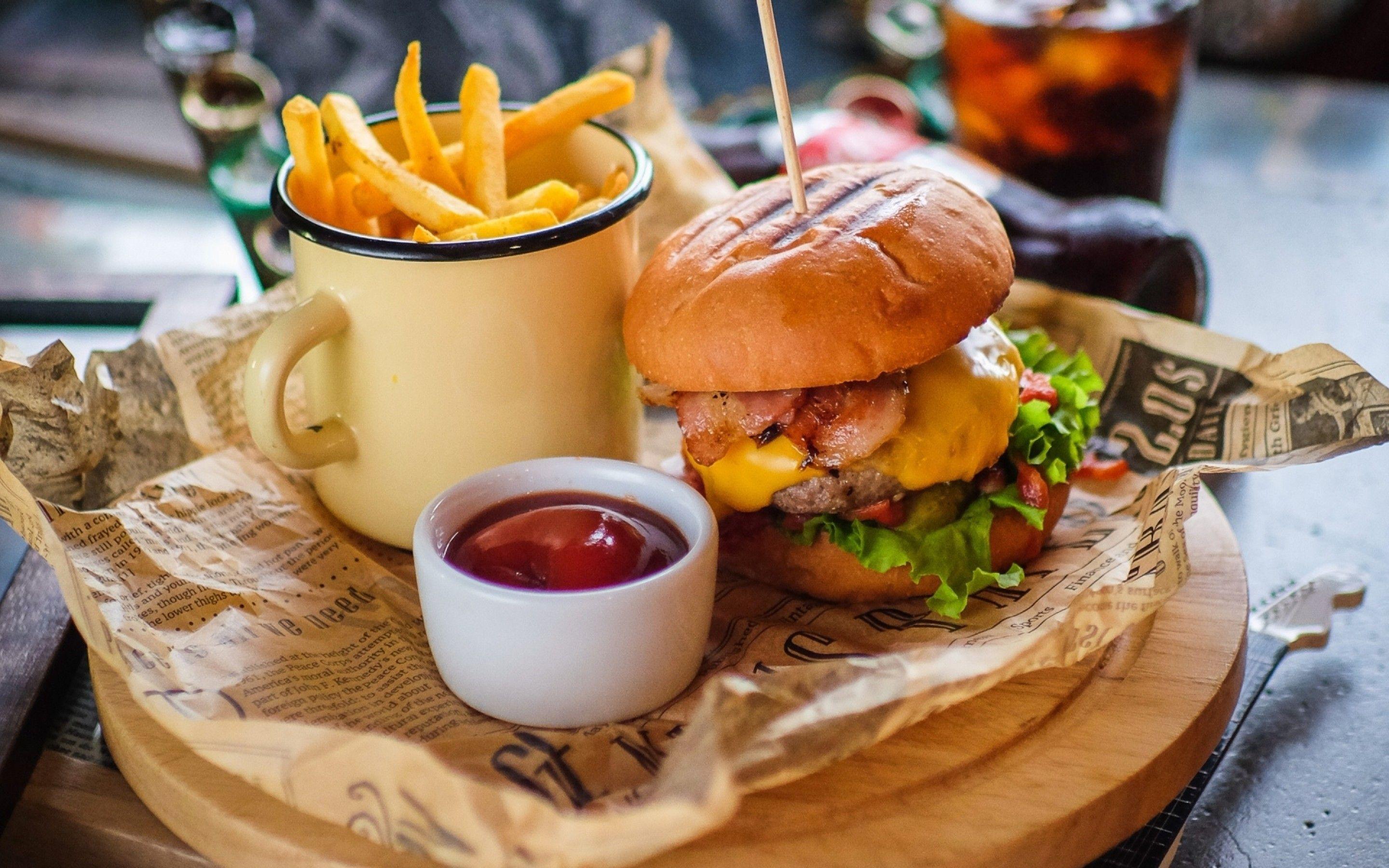 Hamburger and Fries Wallpapers Top Free Hamburger and Fries Backgrounds WallpaperAccess