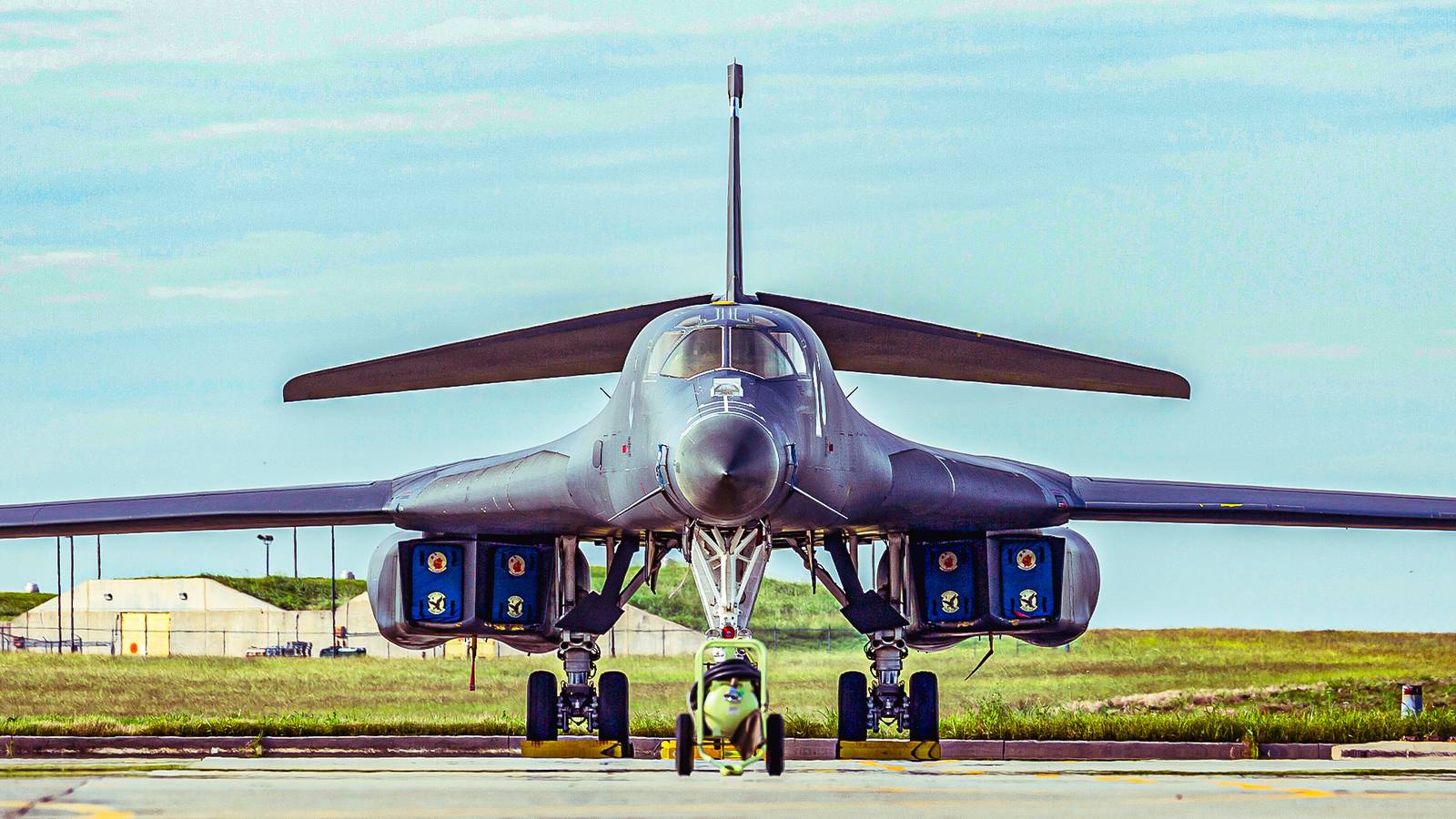 1600x900 Highly Versatile Multi Mission Bomber: Why The B 1 Lancer Was Resurrected From The Dead
