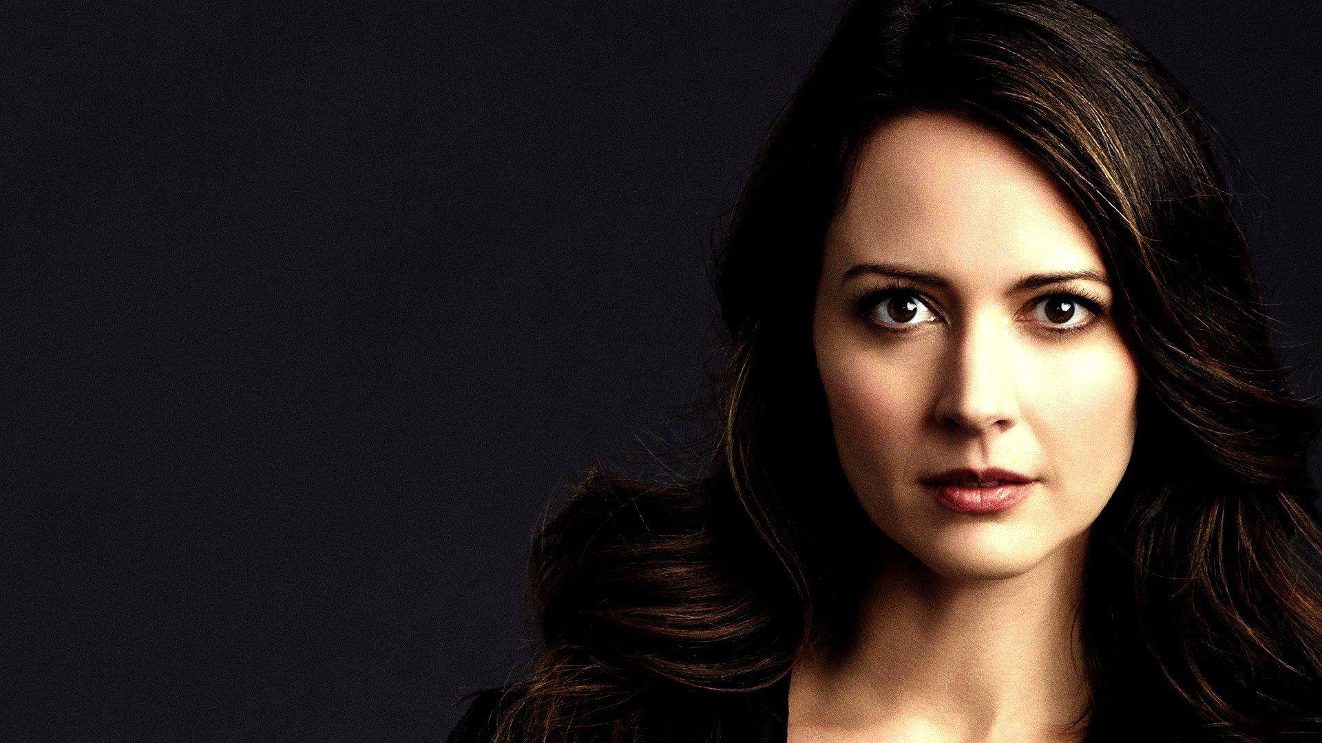 Amy Acker Wallpapers - Top Free Amy Acker Backgrounds - WallpaperAccess