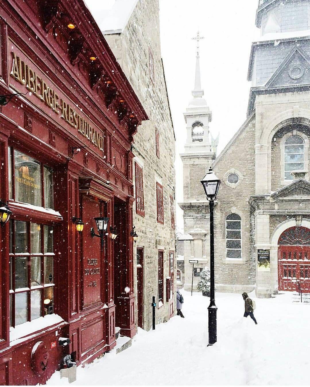 1080x1350 Old Montreal, went there in the winter time. Enjoyed good food