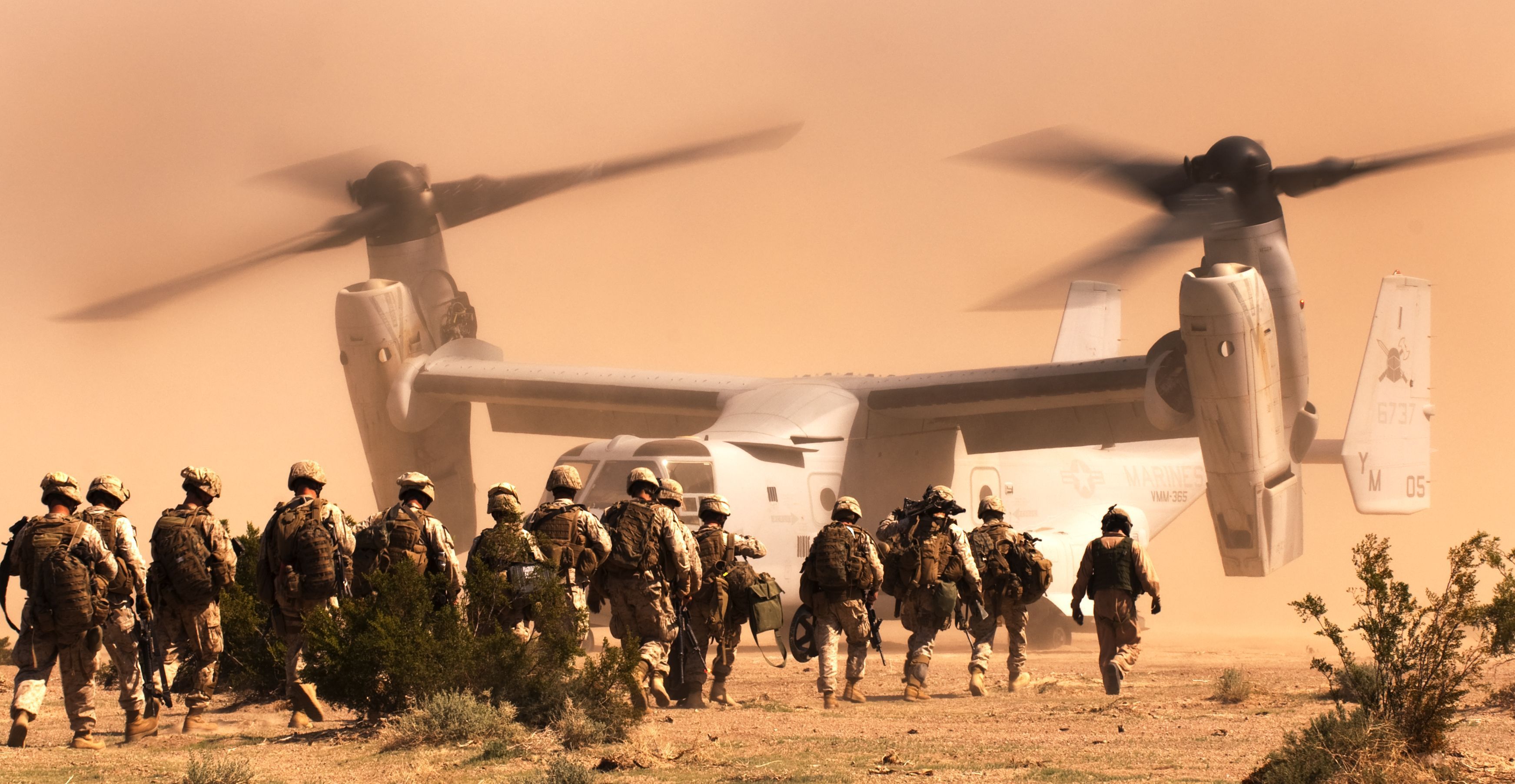 3486x1805 soldier, Marines, Bell, V Osprey, A, Tiltrotor, The, Desert, Military Wallpaper HD / Desktop and Mobile Background