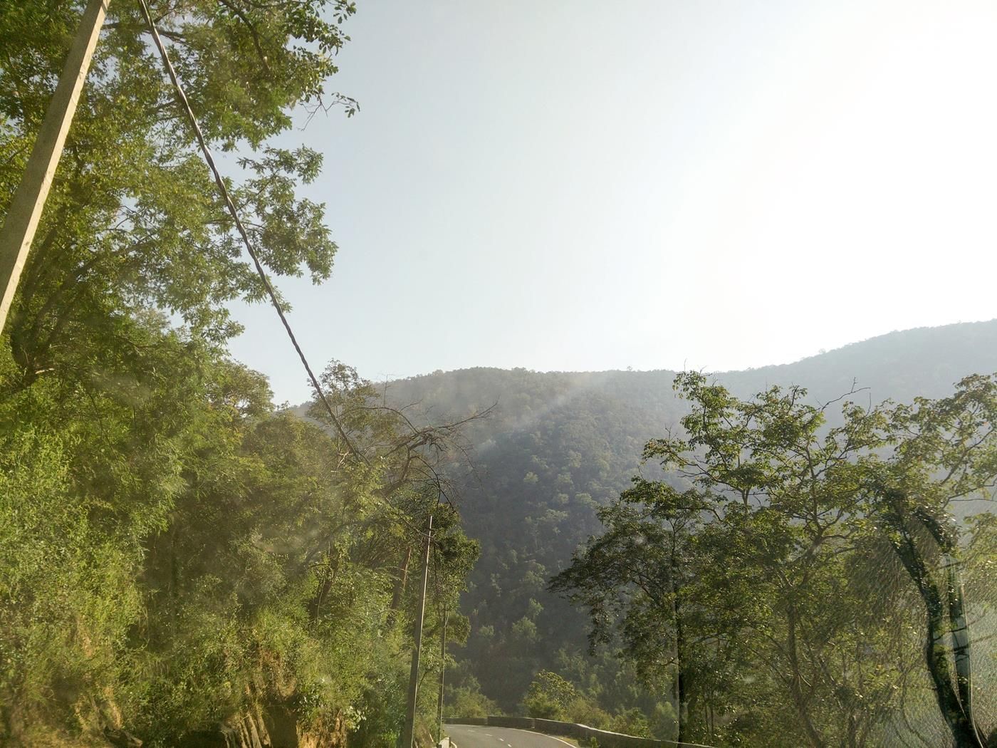 1400x1050 Hill Station. travellers guide to the planet