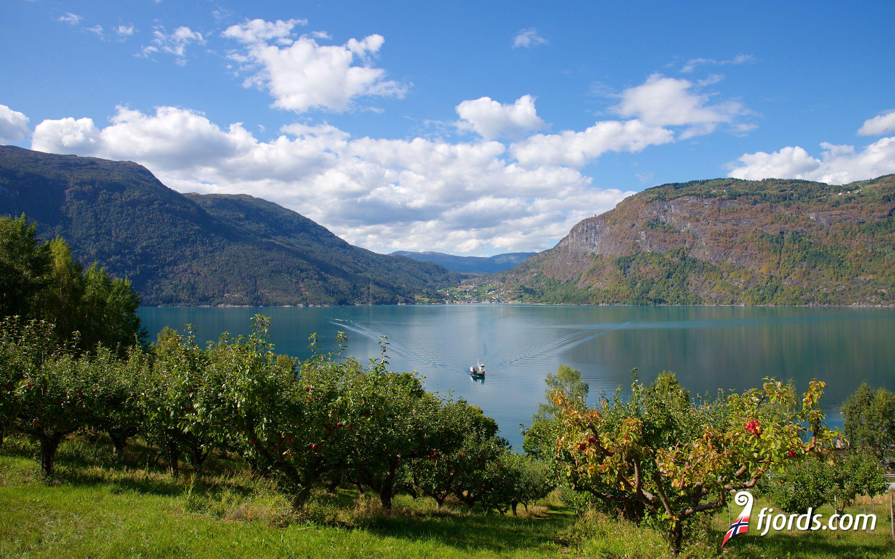 2880x1800 Fjords Wallpaper