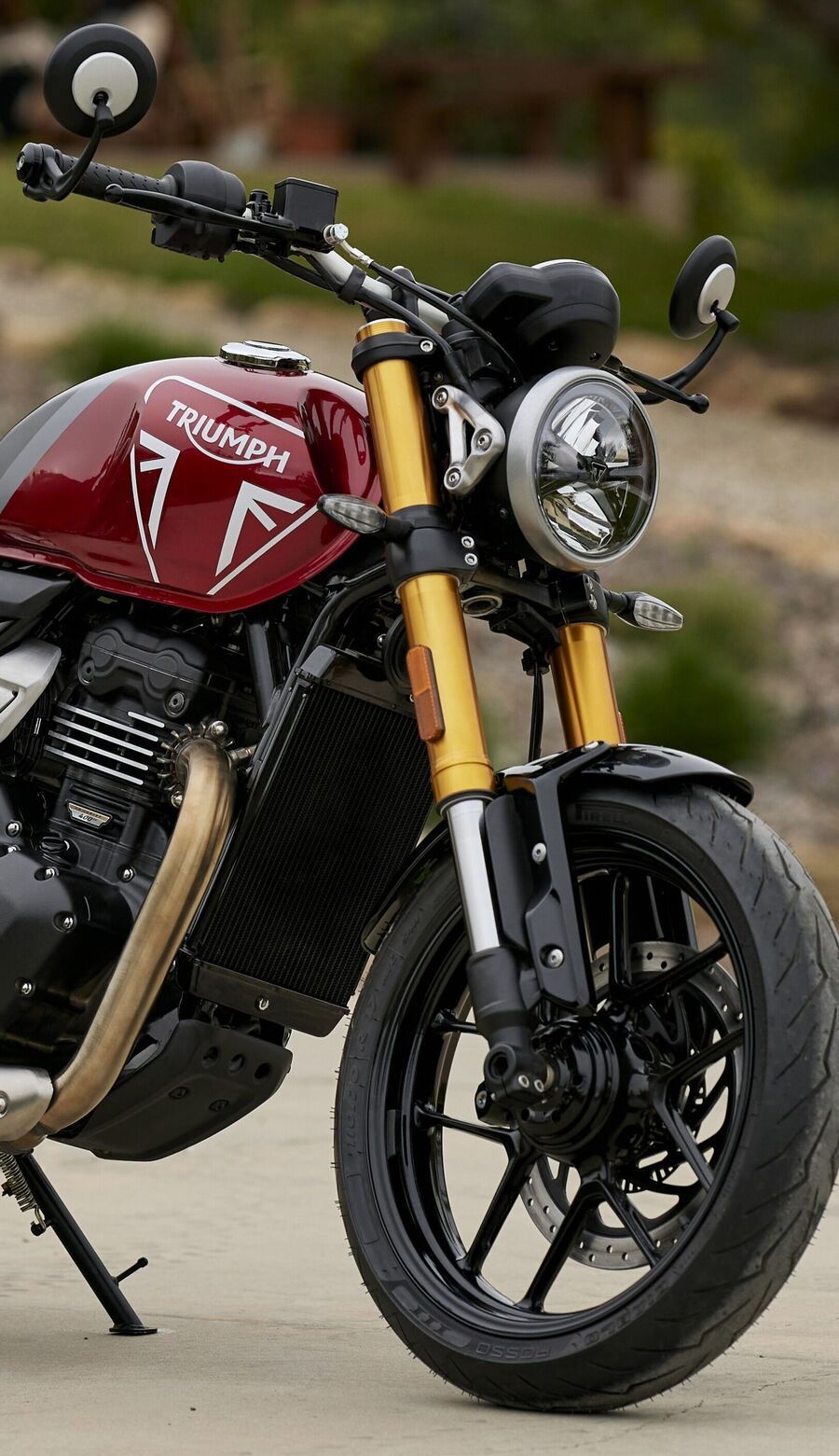 900x1561 Triumph Speed 400 Wallpaper