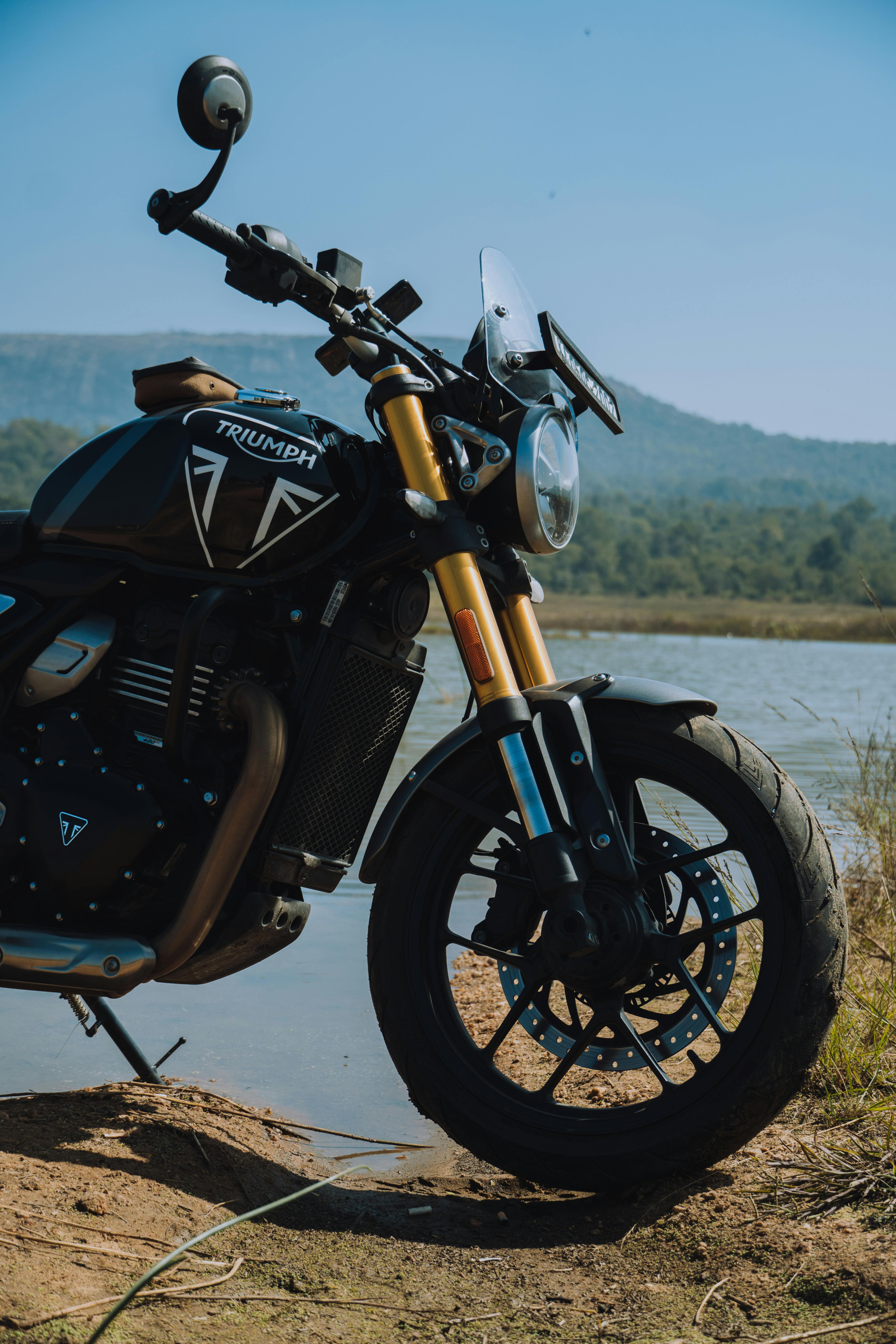 4000x6000 Triumph Speed 400 · Free