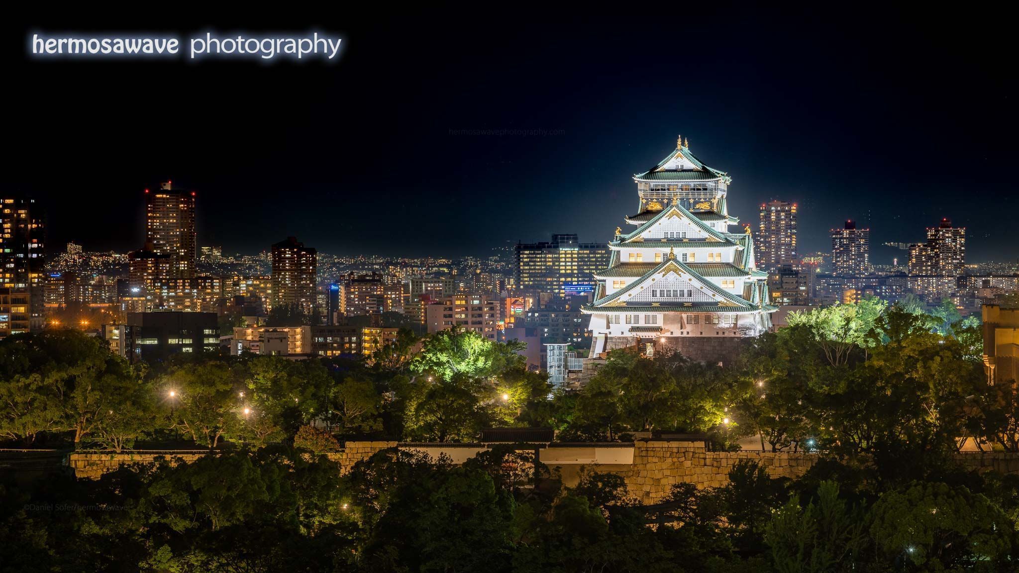 2048x1152 Hermosawave Photography: Osaka Castle at Night • 夜の大阪城