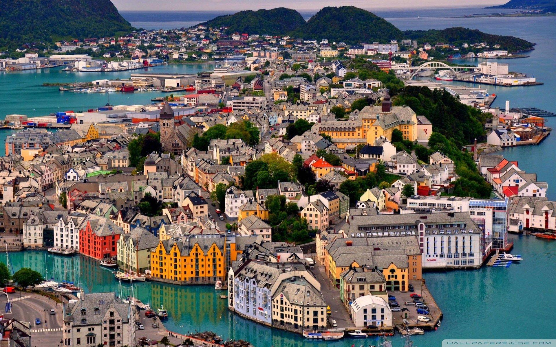 1920x1200 Alesund, Norway Harbor ❤ 4K HD Desktop Wallpaper for 4K Ultra HD TV